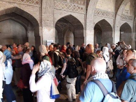 سیل گردشگر در اصفهان راه افتاد